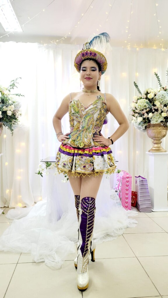 Trajes de morenada de chinas